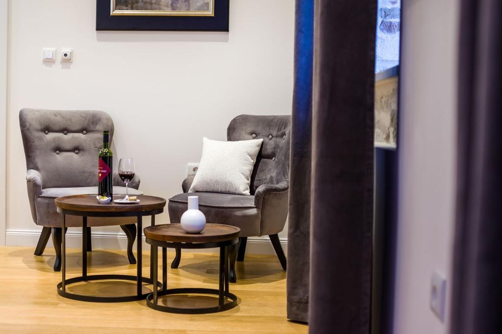 Emporio Boutique Suite ซาดาร์ ภายนอก รูปภาพ
